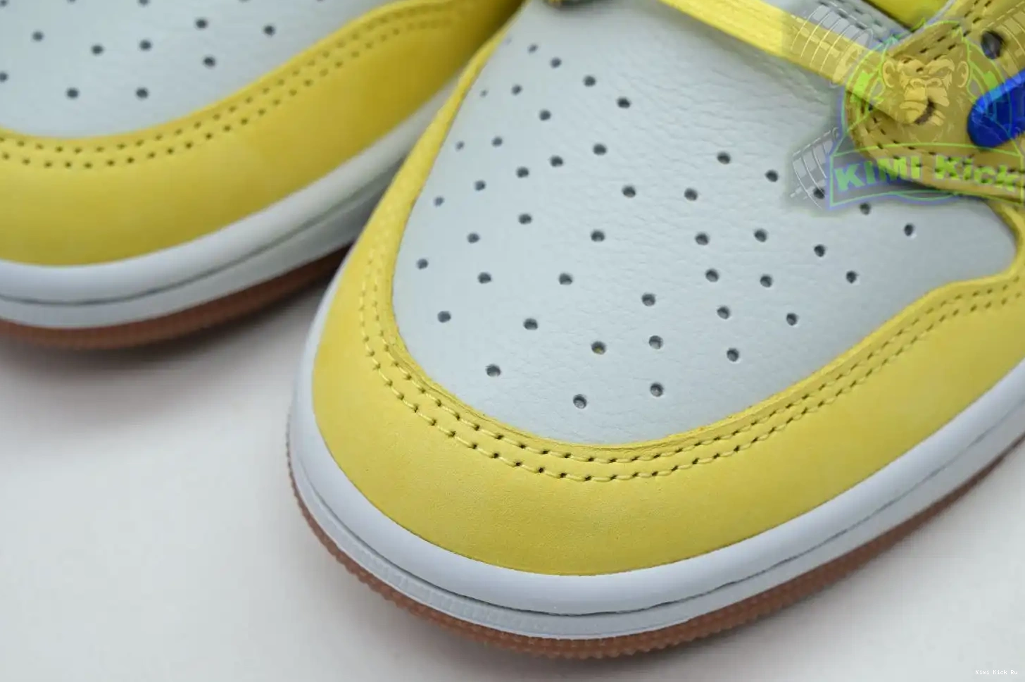 Travis 1Low Kimikick Jordan Canary x Air Jordan Scott 0520